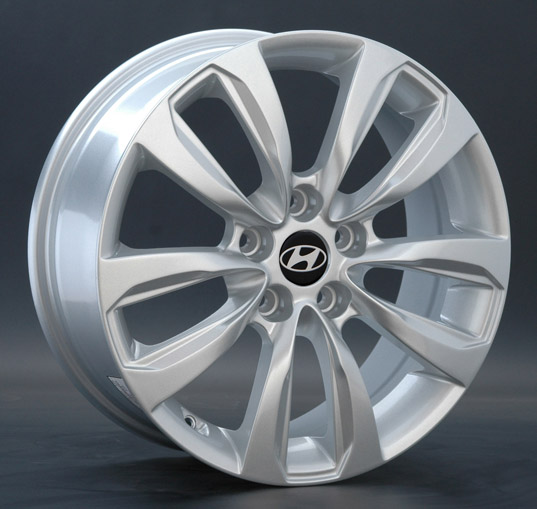 фото диска Replica LA R17 ET38,5 DIA67,1 PCD:5/114,3 серебро с черной полировкой